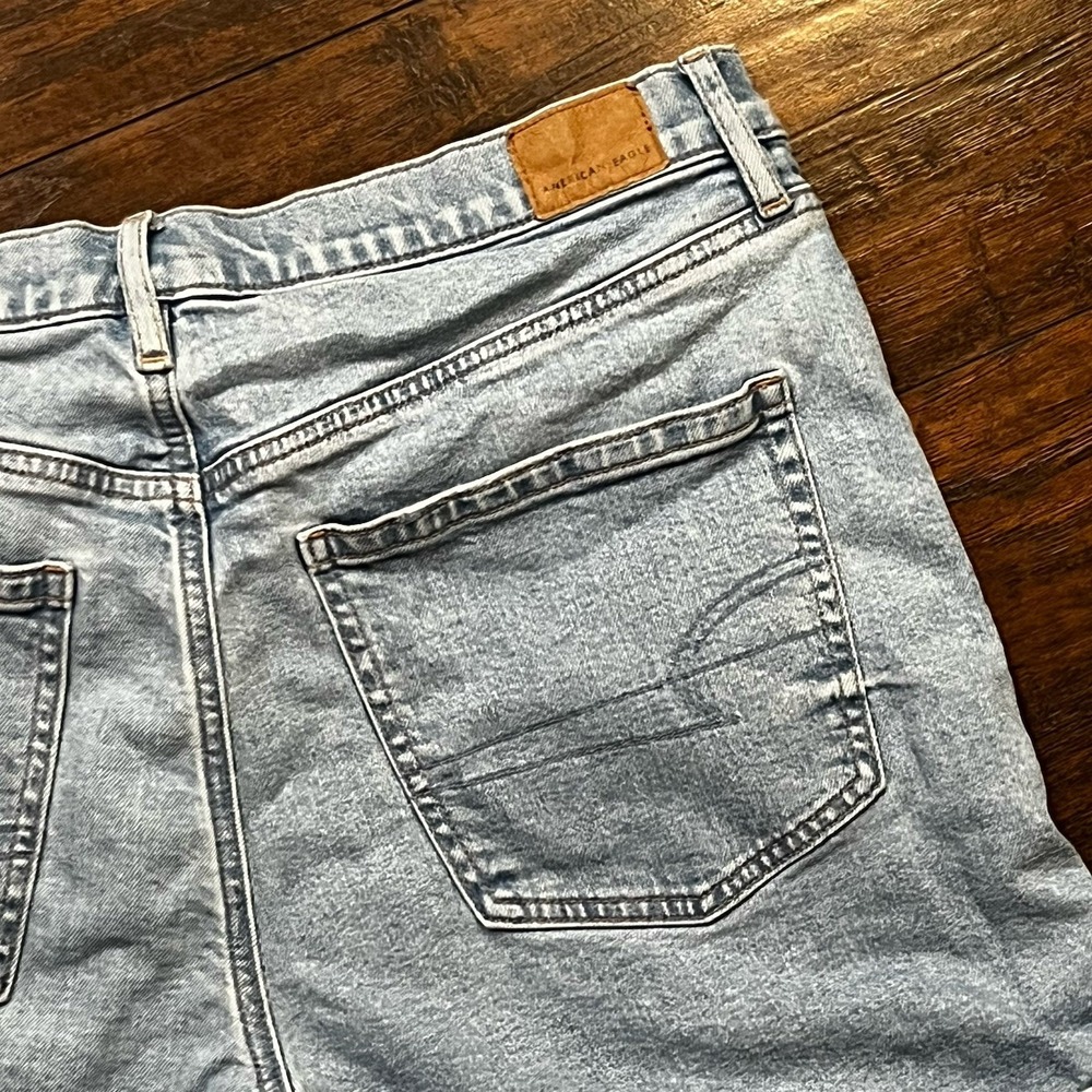 American Eagle Outfitters Jean Shorts High Rise Baggy, Women's Size 12 - Picture 3 of 10